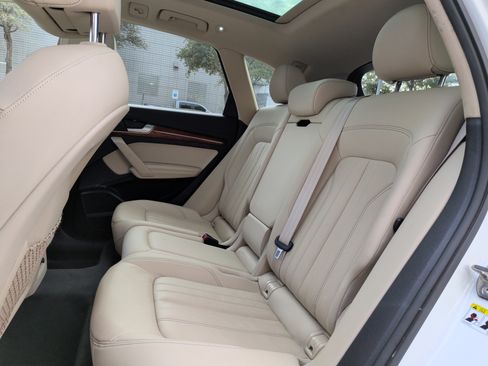 Used 2023 Audi Q5 2.0T Premium Plus w/ Premium Plus Package image 32