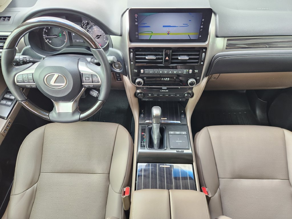 Used 2022 Lexus GX 460 Premium w/ Premium Package AWD/4WD image 26