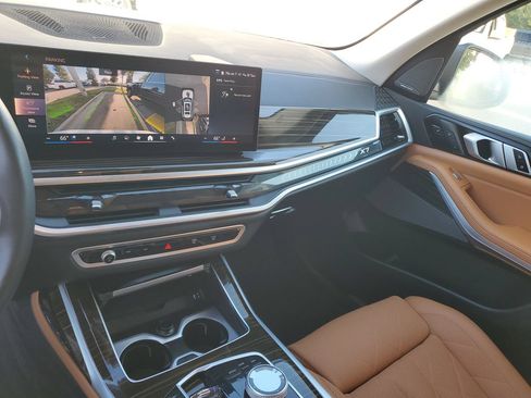 Used 2025 BMW X7 xDrive40i w/ Executive Package AWD/4WD image 26