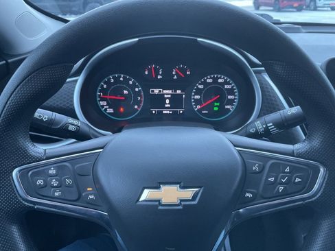 Used 2023 Chevrolet Malibu LT image 5