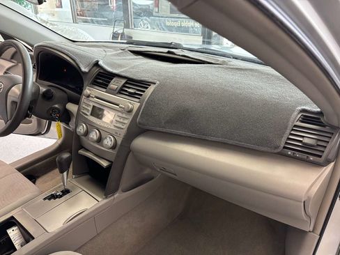 Used 2011 Toyota Camry LE w/ LE Extra-Value Pkg FWD image 13