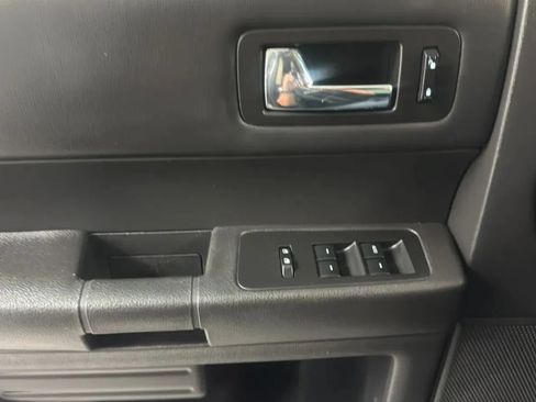 Used 2016 Ford Flex SE FWD image 28