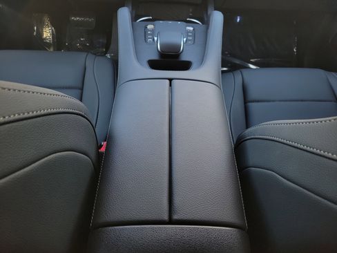 Certified 2026 Mercedes-Benz GLE 350 4MATIC image 12