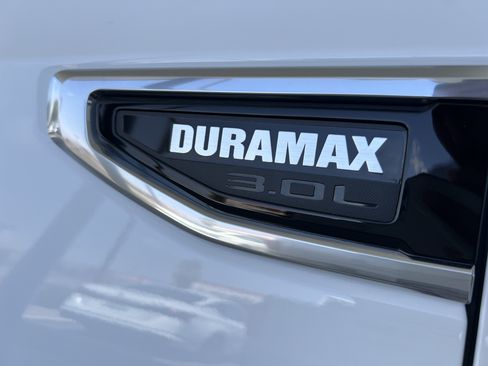 Used 2022 GMC Yukon Denali AWD/4WD image 21