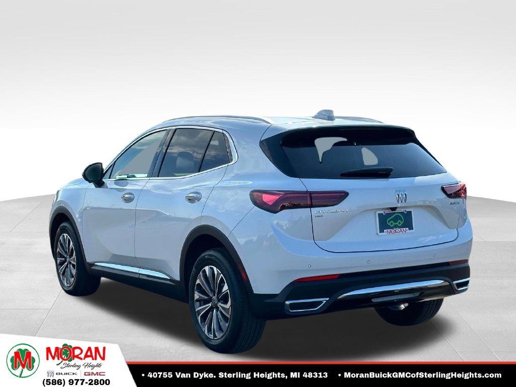 Certified 2025 Buick Envision Preferred AWD/4WD image 3