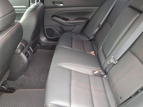 Used 2024 Nissan Altima 2.0 SR FWD image 11