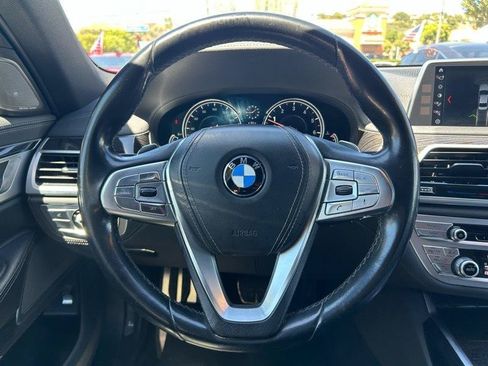 Used 2018 BMW 740i RWD image 10