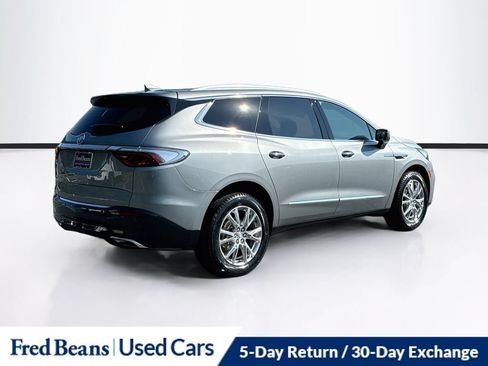 Used 2023 Buick Enclave Essence w/ Experience Buick Package AWD/4WD image 9