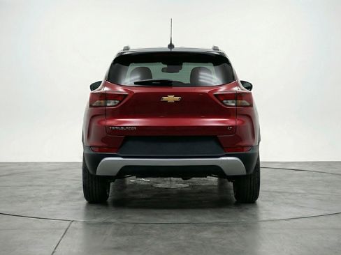 Used 2025 Chevrolet TrailBlazer LT FWD image 7
