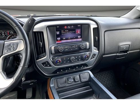 Used 2014 GMC Sierra 1500 SLT w/ Suspension Package, Off-Road AWD/4WD image 8