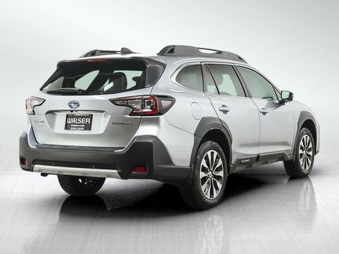 Used 2024 Subaru Outback Limited AWD/4WD image 5
