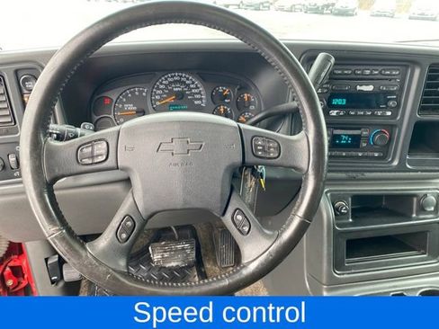 Used 2003 Chevrolet Avalanche Base w/ Suspension Package, Off-Road image 7