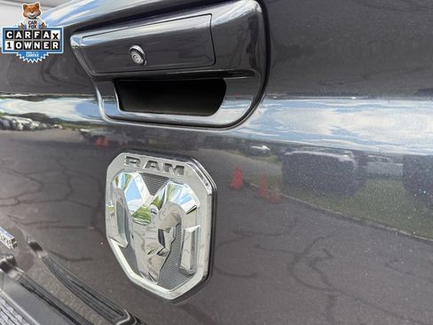 Used 2019 RAM 1500 Big Horn AWD/4WD image 17