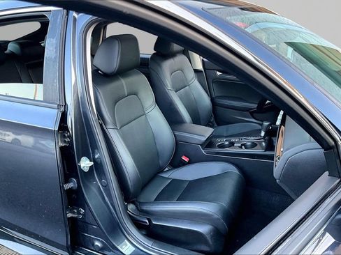 Used 2024 Honda Civic EX-L image 22