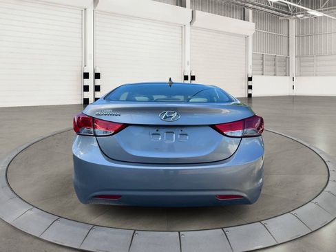Used 2013 Hyundai Elantra GLS w/ Preferred Pkg FWD image 4