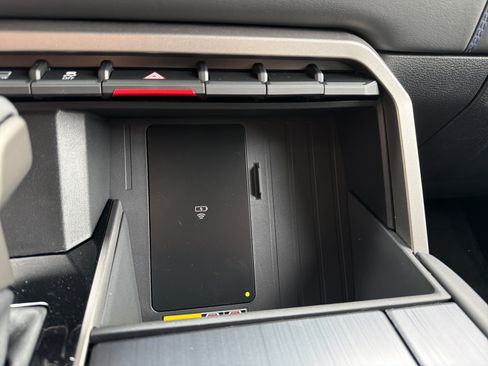New 2026 Toyota Sequoia Platinum AWD/4WD image 25
