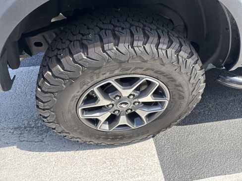 Used 2025 Ford Bronco Badlands AWD/4WD image 7