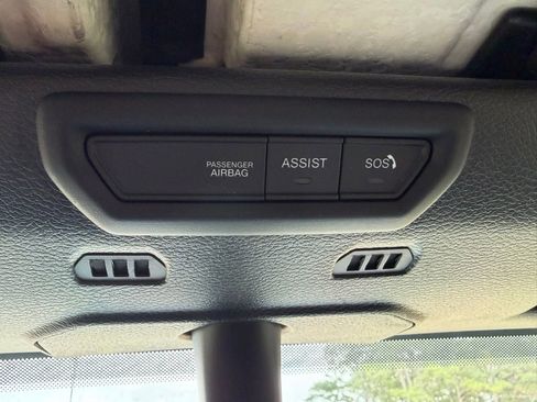 Used 2020 Jeep Gladiator Overland image 23