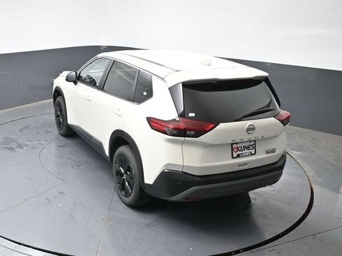 Used 2023 Nissan Rogue SV AWD/4WD image 46