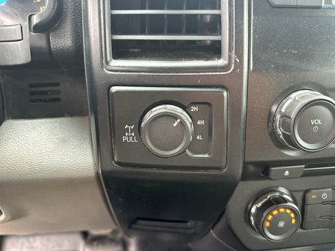 Used 2017 Ford F150 XL w/ Equipment Group 101A Mid AWD/4WD image 25