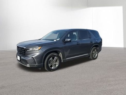 Used 2023 Honda Pilot EX-L image 4