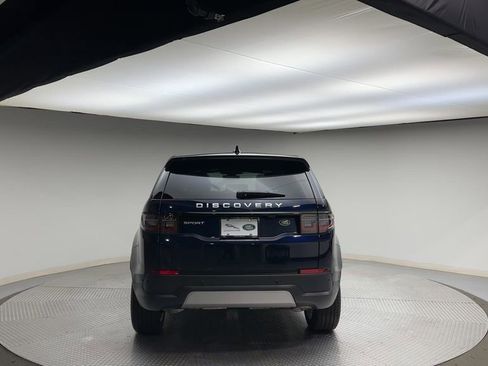 Used 2023 Land Rover Discovery Sport SE image 7