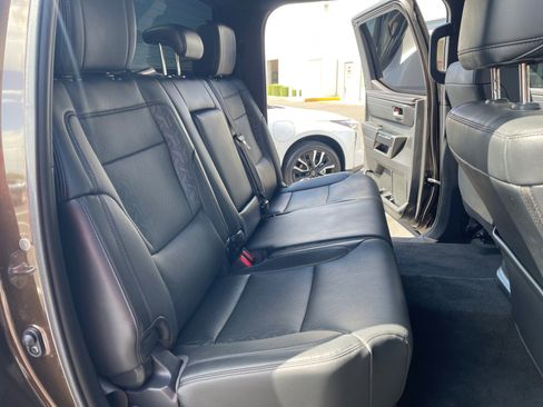Certified 2025 Toyota Tundra Limited AWD/4WD image 18