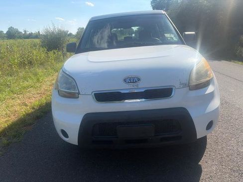 Used 2011 Kia Soul FWD image 5