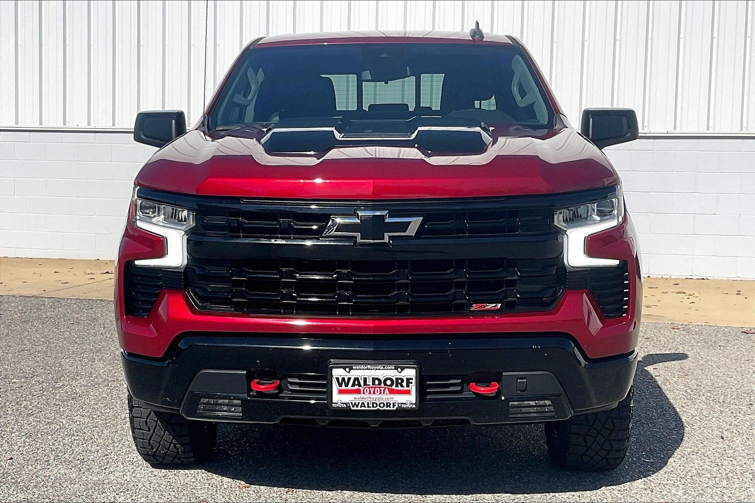 Used 2022 Chevrolet Silverado 1500 LT Trail Boss w/ Convenience Package II AWD/4WD image 3