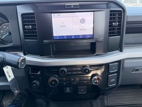 New 2026 Ford F250 XL w/ XL Chrome Package RWD image 22