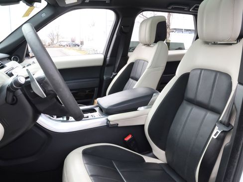 Used 2020 Land Rover Range Rover Sport HST image 33