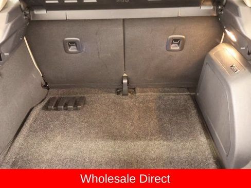 Used 2014 Volkswagen Beetle TDI FWD image 25