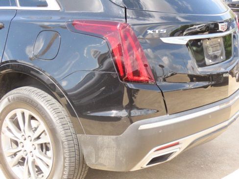 Used 2023 Cadillac XT5 Premium Luxury FWD image 14