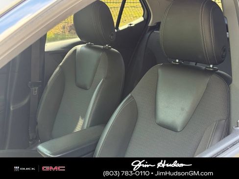 Used 2020 Buick Encore GX Preferred w/ Cold Weather Comfort Package AWD/4WD image 16