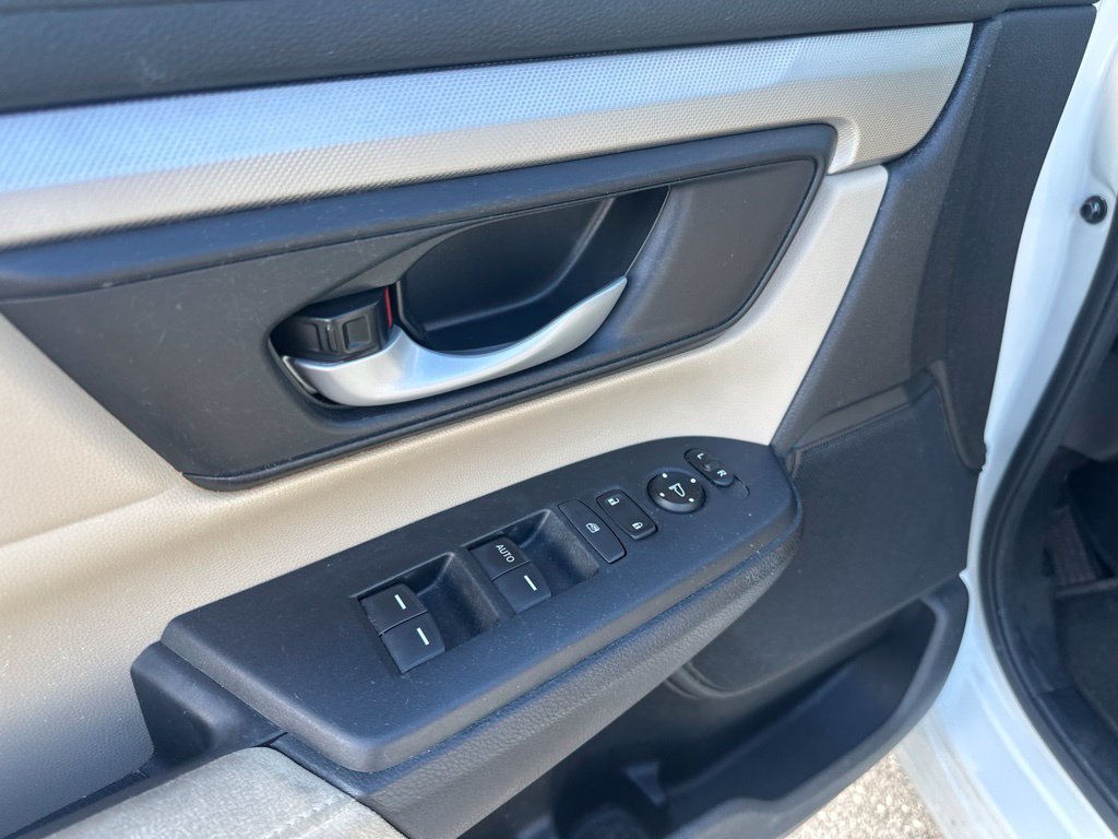 Used 2017 Honda CR-V LX image 16