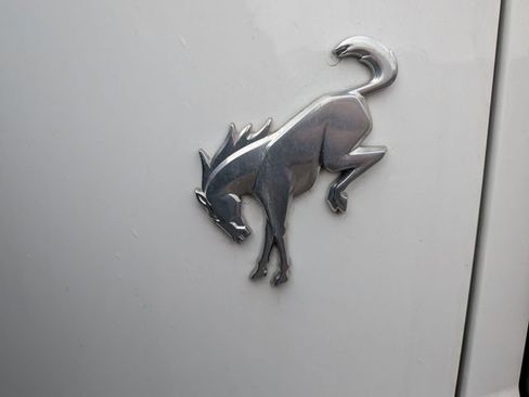 Used 2023 Ford Bronco Outer Banks image 8