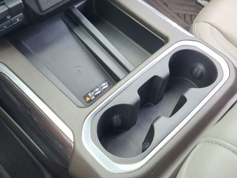 Used 2022 Chevrolet Silverado 2500 LTZ w/ LTZ Premium Package image 20