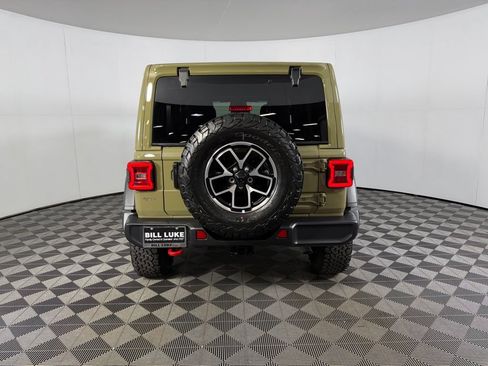 Certified 2026 Jeep Wrangler Unlimited Rubicon AWD/4WD image 7