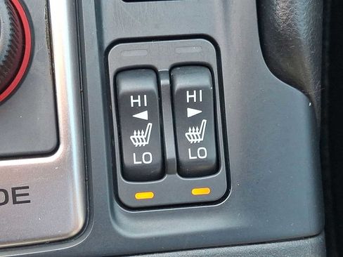 Used 2020 Subaru Forester Premium image 19