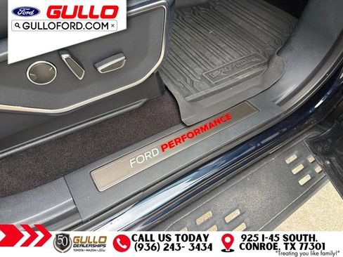 Used 2022 Ford F150 Raptor w/ Equipment Group 801A High AWD/4WD image 5