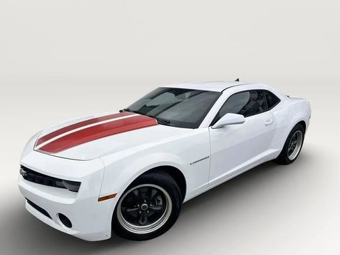 Used 2012 Chevrolet Camaro LS RWD image 9
