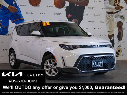 Used 2023 Kia Soul LX w/ Option Group 015 image 1