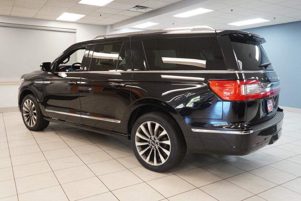 Used 2020 Lincoln Navigator L Reserve AWD/4WD image 8