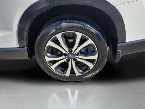Used 2023 Subaru Forester Limited image 39