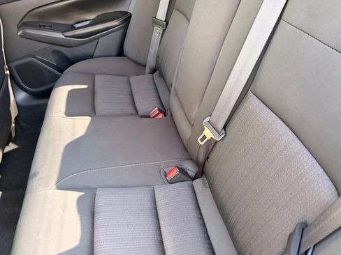 Used 2024 Nissan Altima 2.5 SV FWD image 15