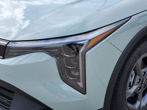 Certified 2025 Kia K4 FWD image 6