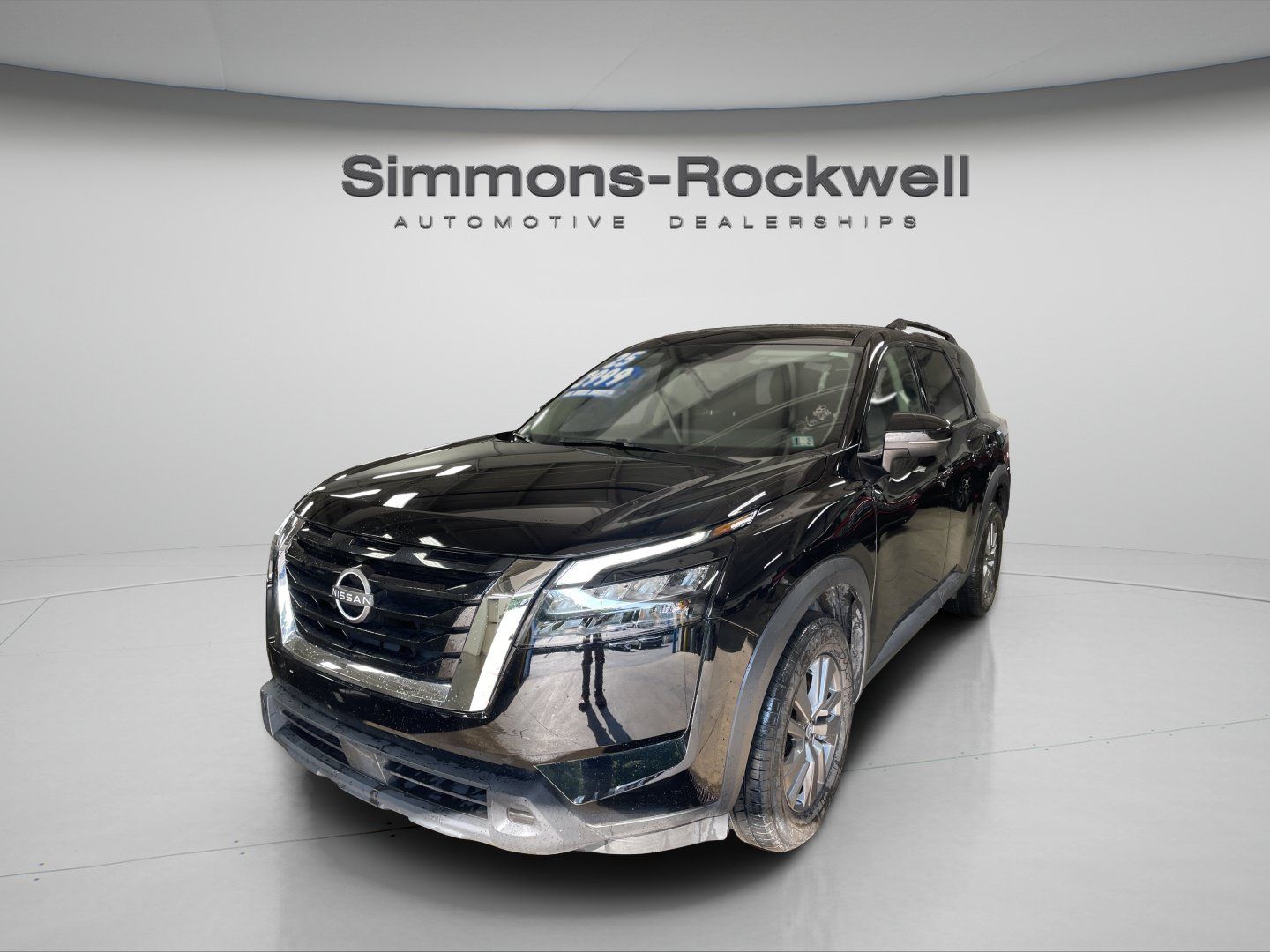 Used 2025 Nissan Pathfinder SV AWD/4WD image 1
