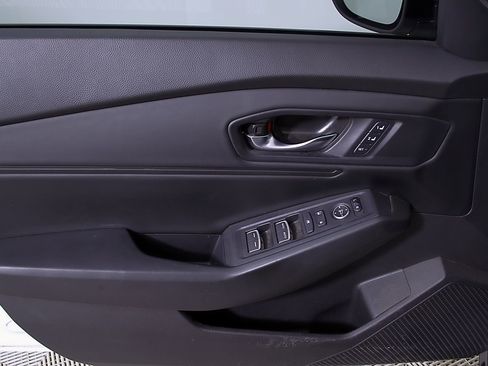 Used 2025 Honda Accord EX-L image 15
