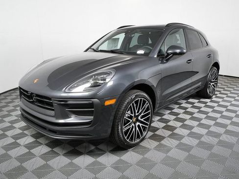 Used 2026 Porsche Macan AWD/4WD image 1