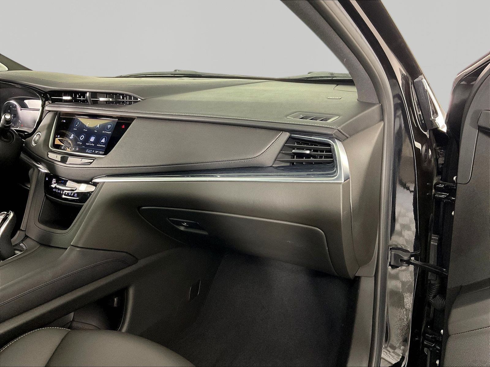 Certified 2024 Cadillac XT5 Premium Luxury FWD image 26